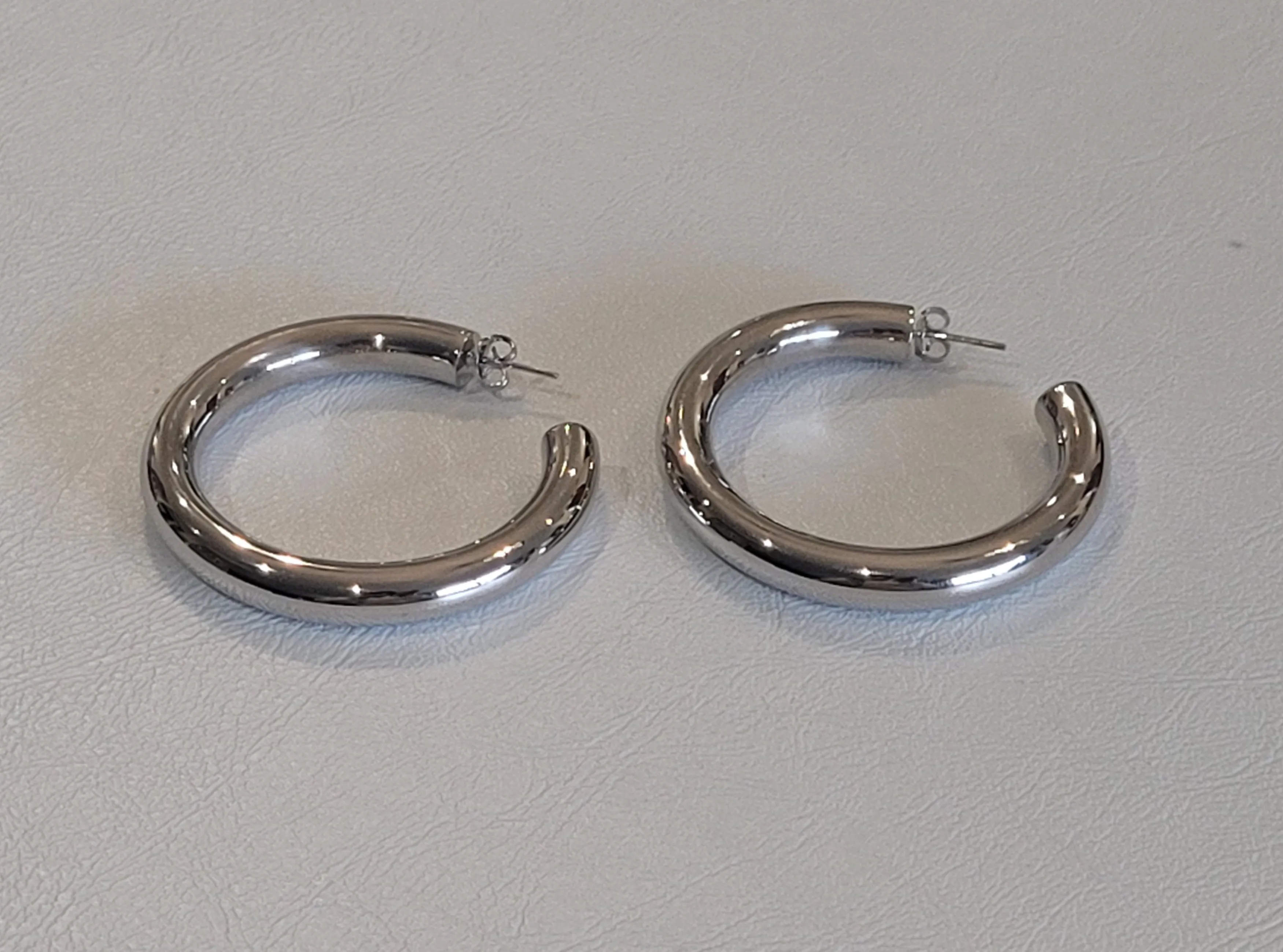 Hali Hoops