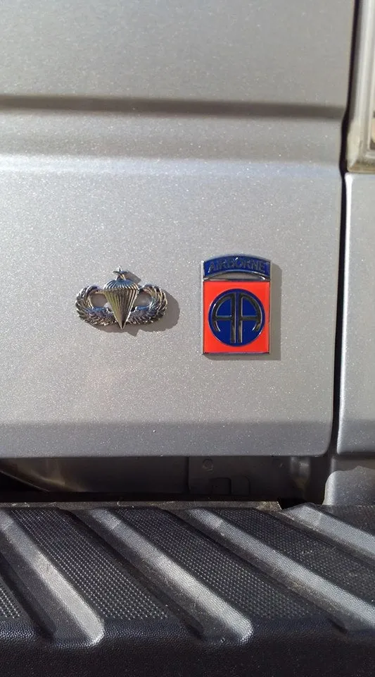 Senior Parachutist Badge